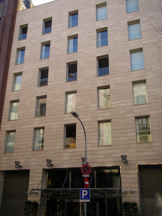Fassade des Hotels Hotel Sansi Barcelona