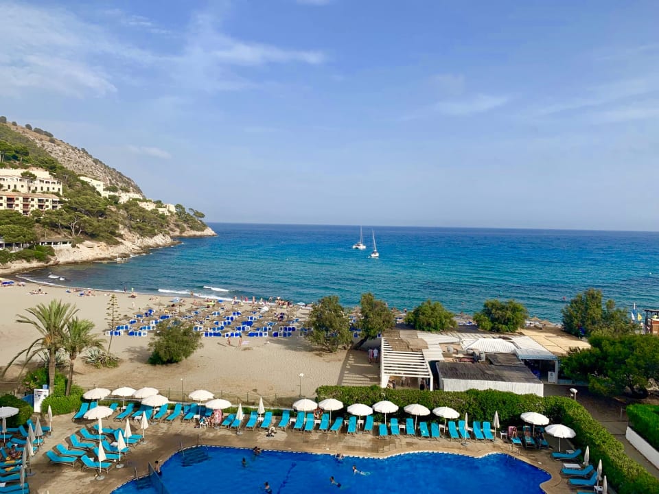 Ausblick Universal Hotel Castell Royal