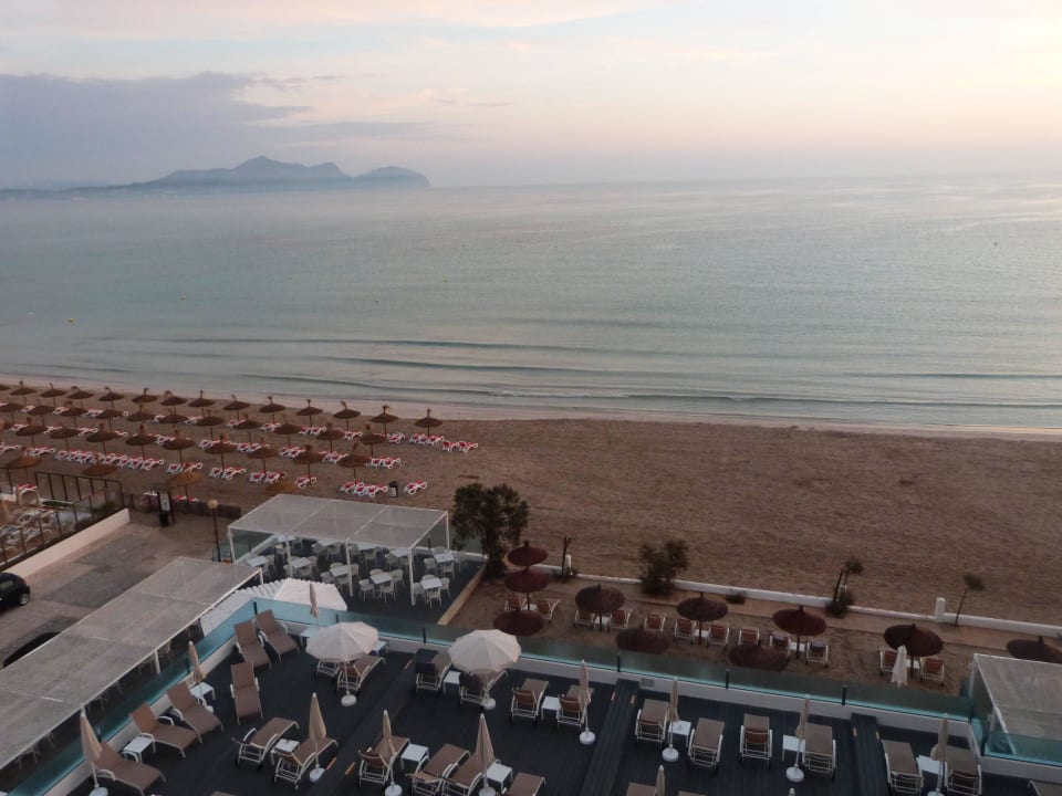 Strand vom Balkon aus The Sea Hotel by Grupotel - Adults only