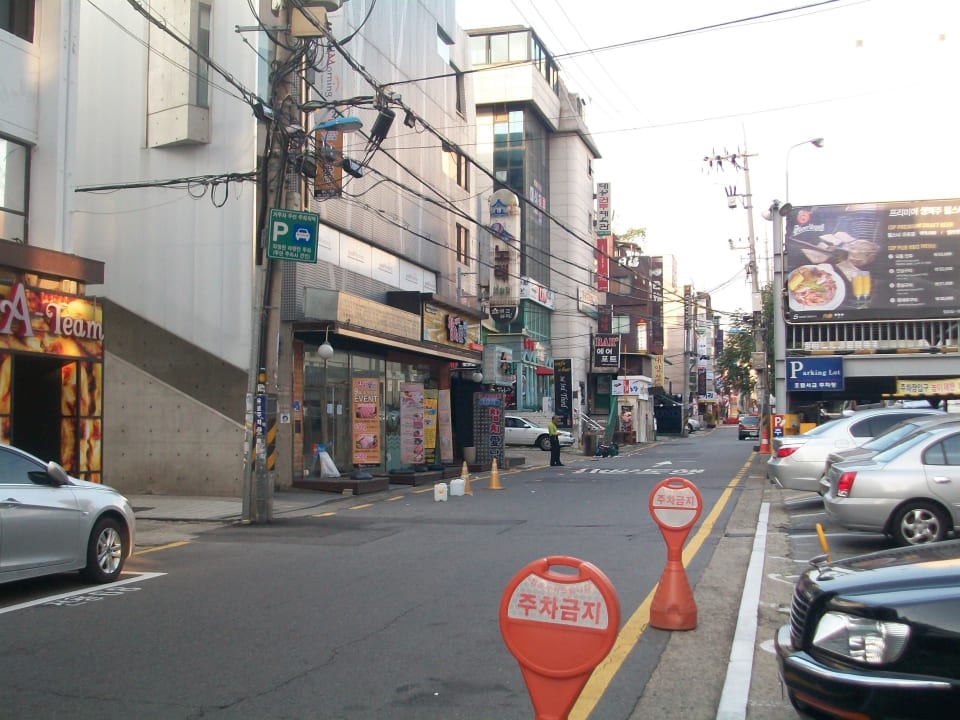 Strasse hinter Hotel RYSE, Autograph Collection Seoul