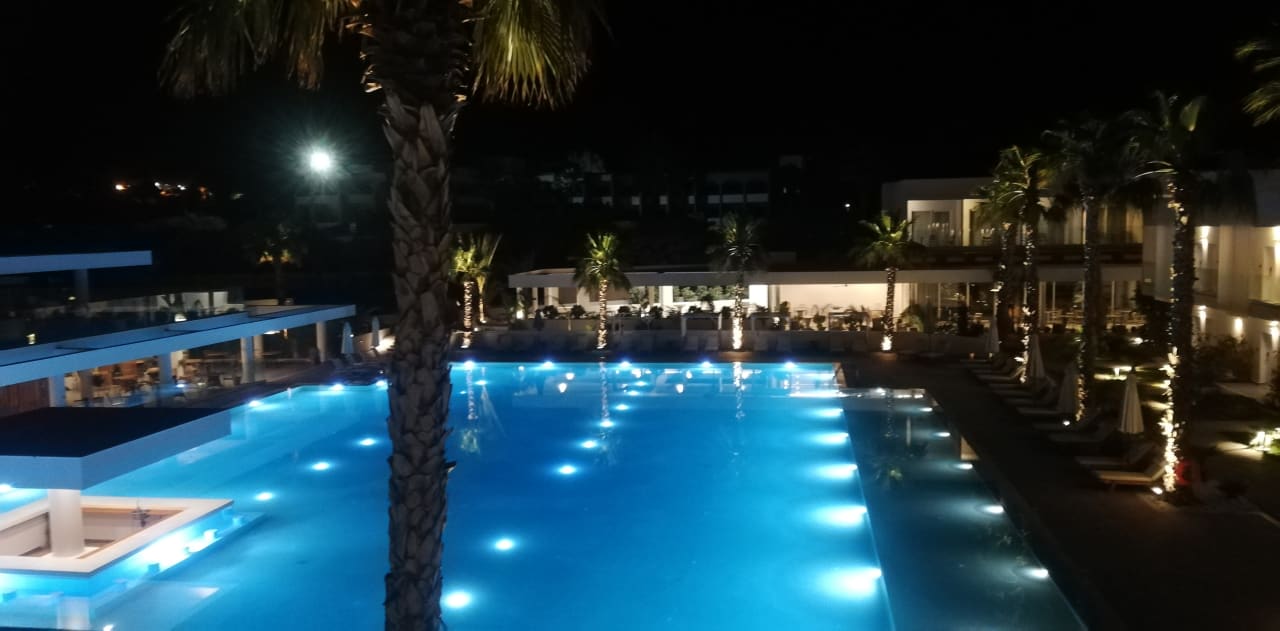 Pool White Dreams Resort & Anex