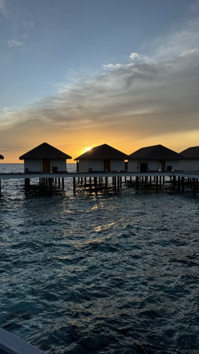 Außenansicht Cinnamon Velifushi Maldives