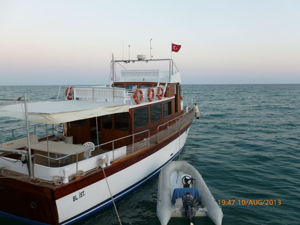 Hauseigenes Boot Hotel Turan Prince