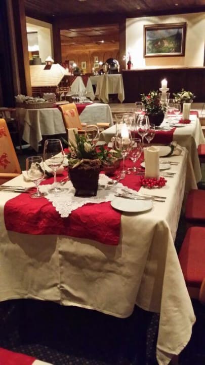 Speisesaal abends Hotel Zum Ochsen