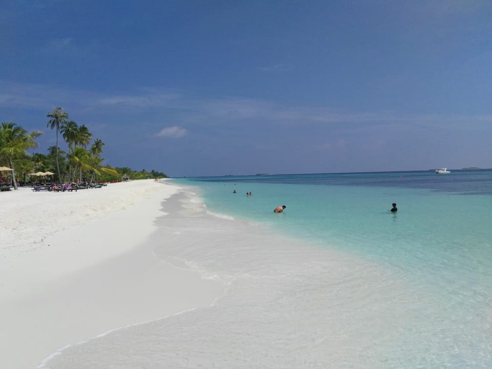 Strand Kuredu Island Resort & Spa