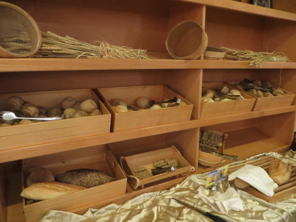 Teil des Frühstücksbuffets Anissa Beach & Village