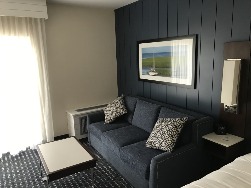 Zimmer Hyannis Harbor Hotel