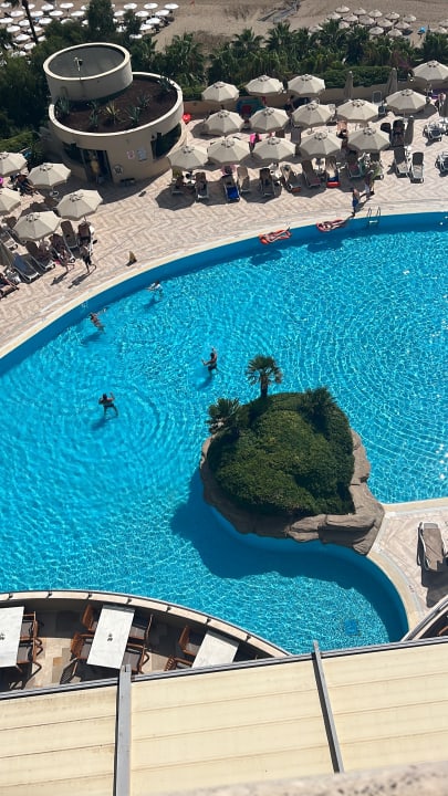 Pool Melas Resort Hotel