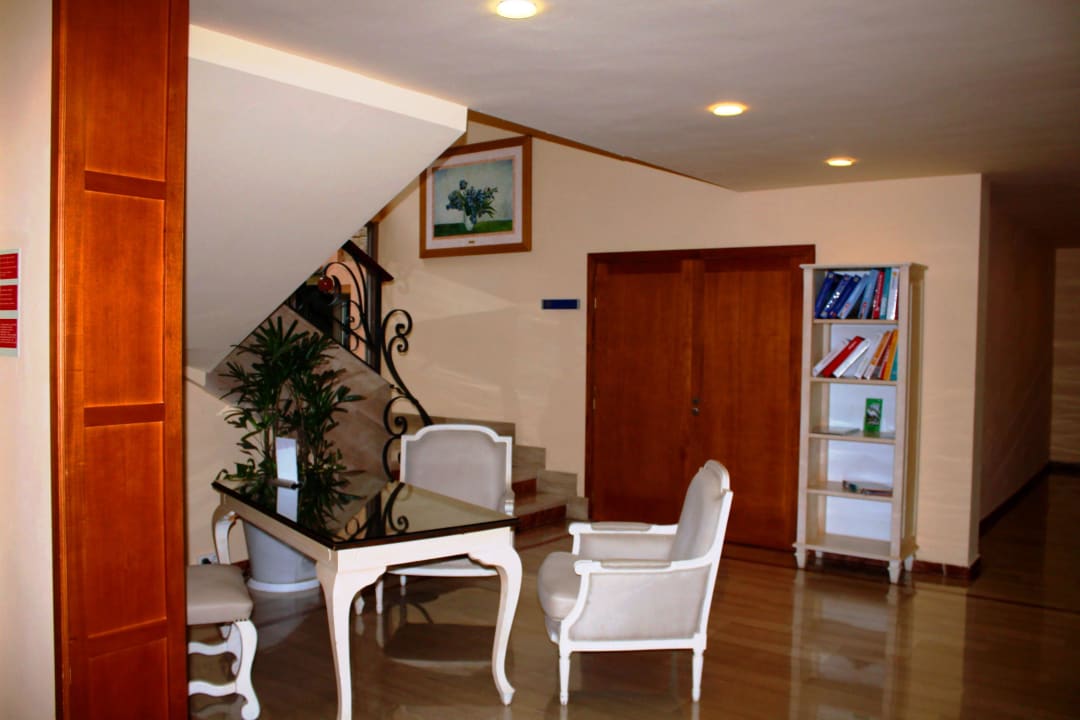 Ecke der Reiseveranstalter VIVA Cala Mesquida Suites & Spa 16+