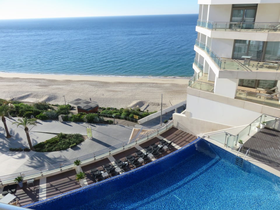 Ausblick vom Zimmer Nummer 913 Sesimbra Oceanfront Hotel
