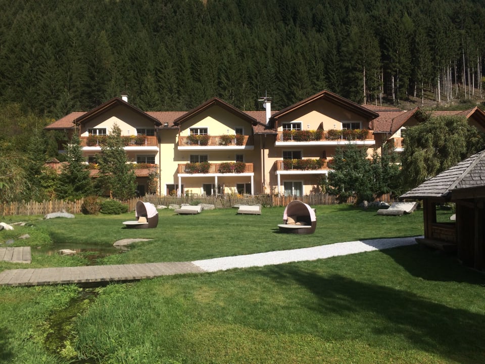 Außenansicht Alphotel Tyrol