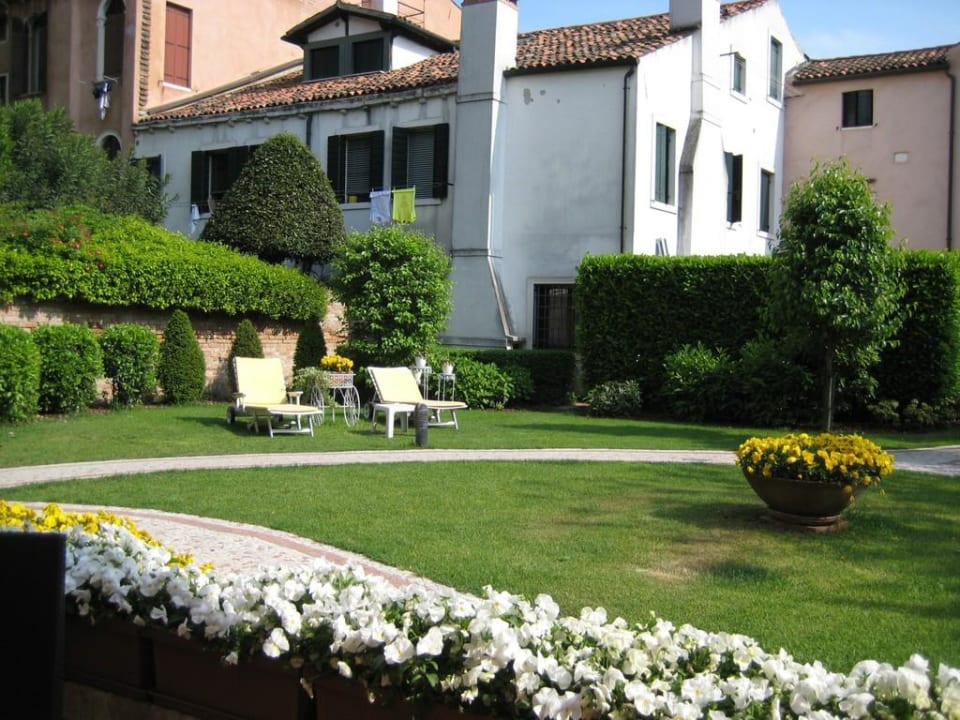 Innenhof Hotel Olimpia Venice, BW Signature Collection