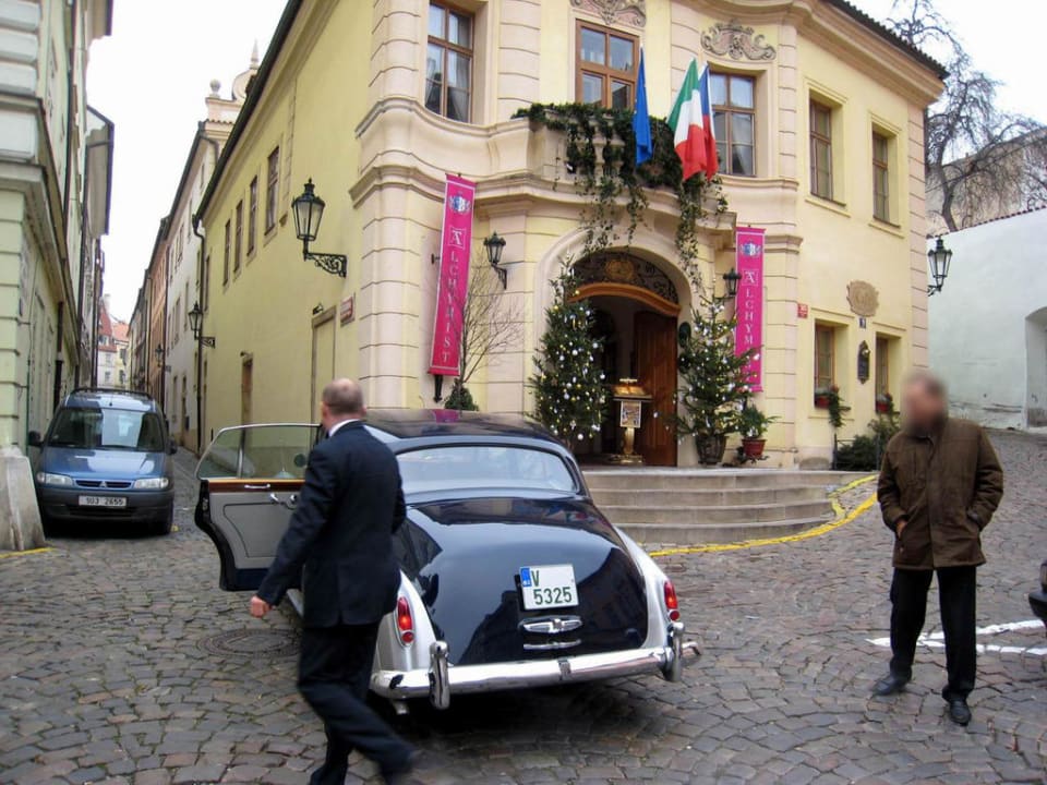 Entrance Residence Hotel Alchymist