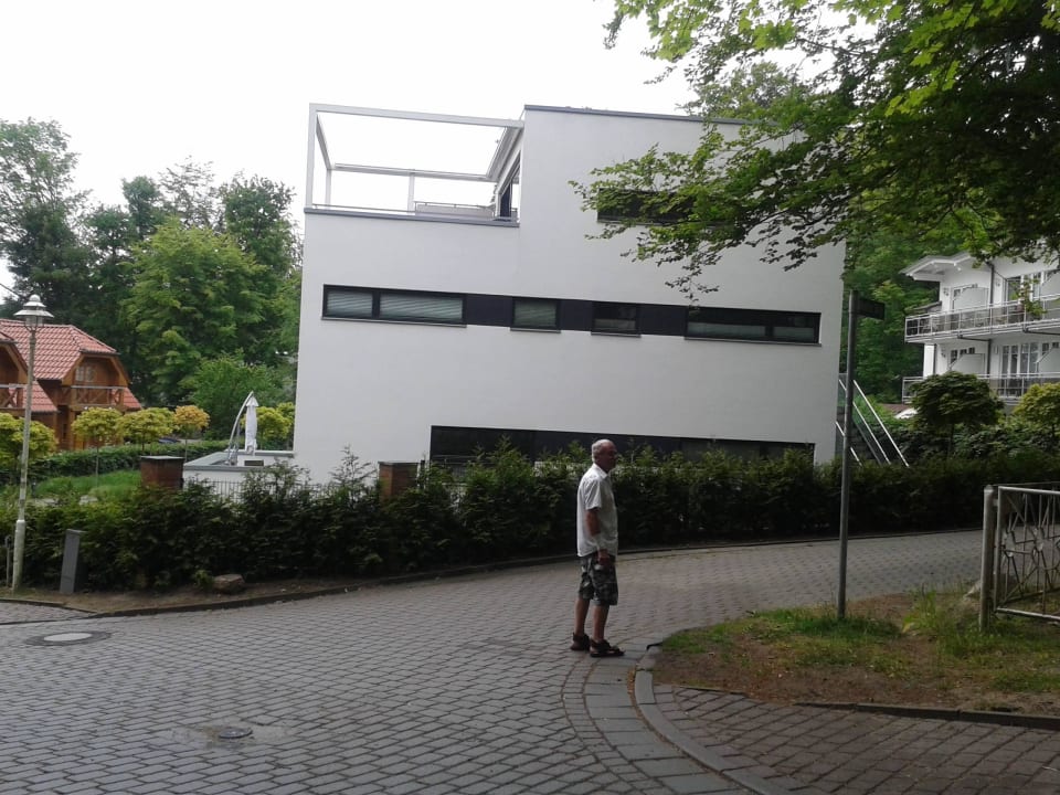 Ganz rechts Strandwohnungen Sellin Strandwohnungen Haus Sellin