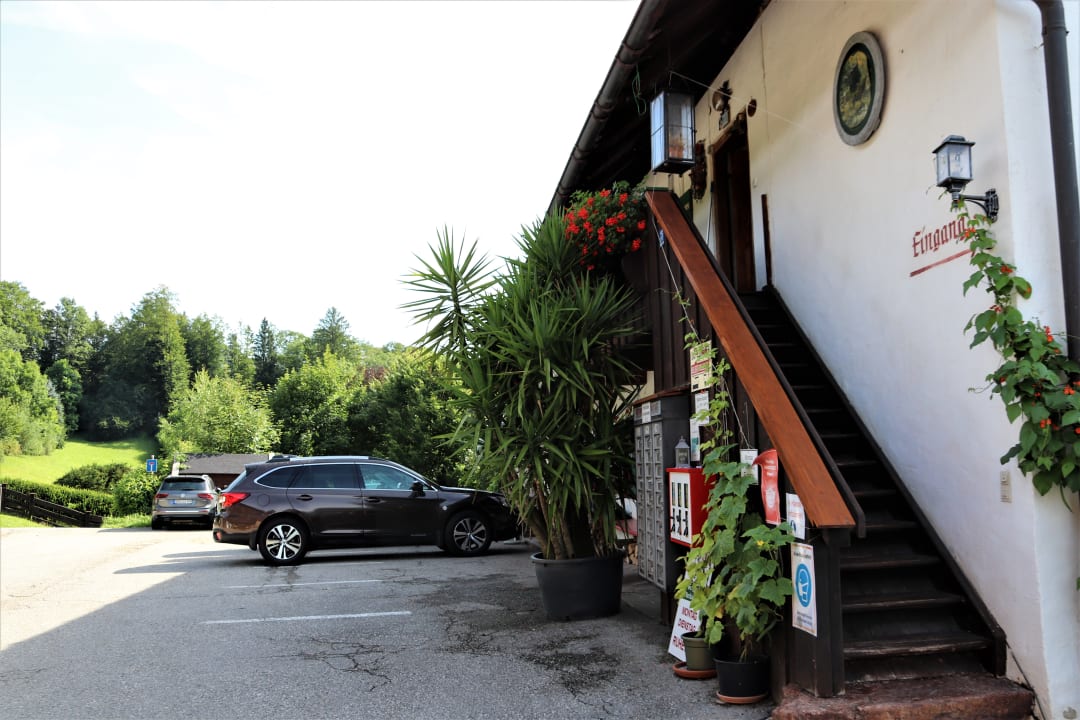 Außenansicht Berggasthof Oberkälberstein