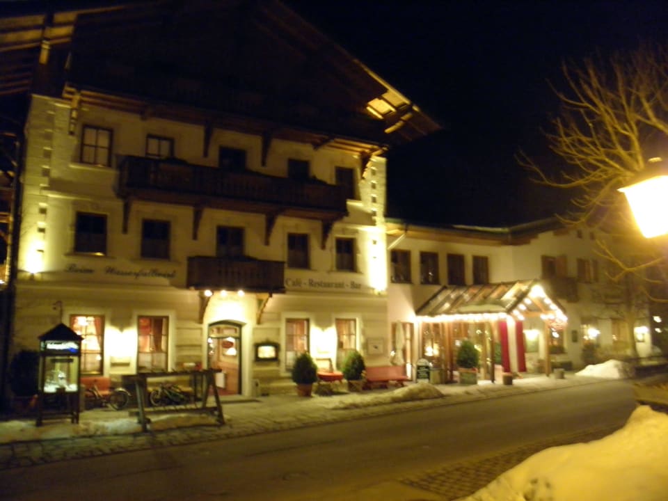 Außenansicht Hotel Krimmlerfälle