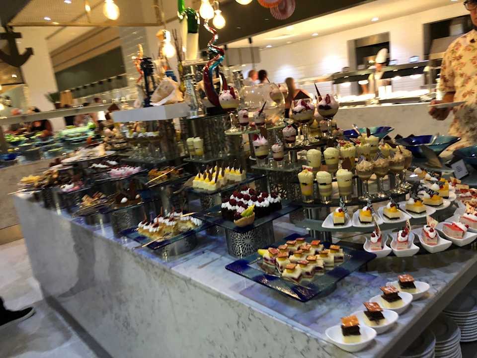 Gastro Acanthus Cennet Barut Collection