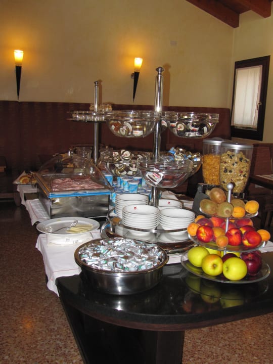 Frühstücksbuffet Hotel Venice Resort
