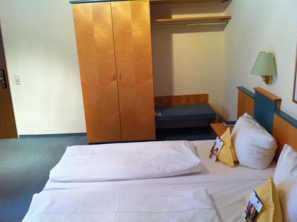 Bett und Kasten Best Western Ambassador Hotel