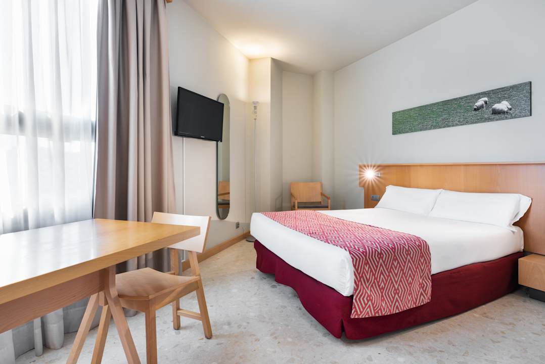 Zimmer Aparthotel Exe Campus San Mamés