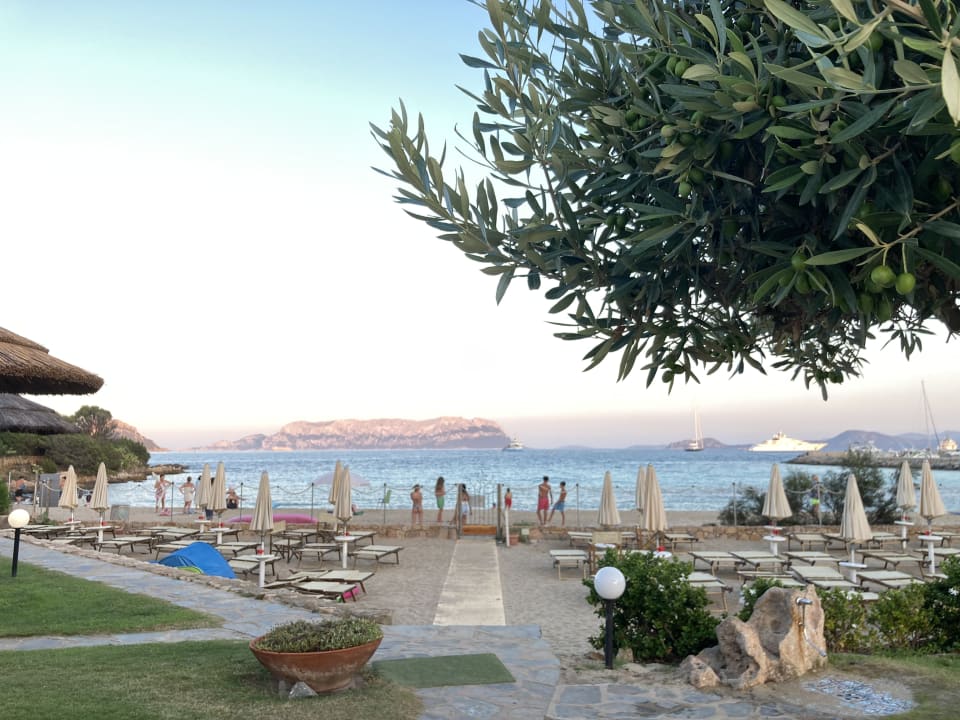 Strand Hotel Resort & Spa Baia Caddinas