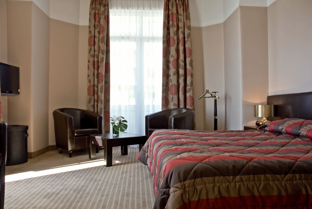 Une chambre Excelsior Prestige Hotel Excelsior