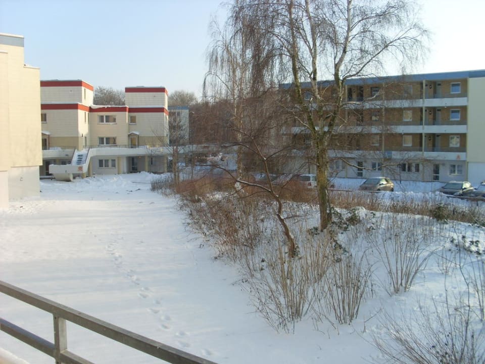 Ausblick vom Balkon auf die Anlage Ferienwohnungen Ferienpark Weissenhäuser Strand