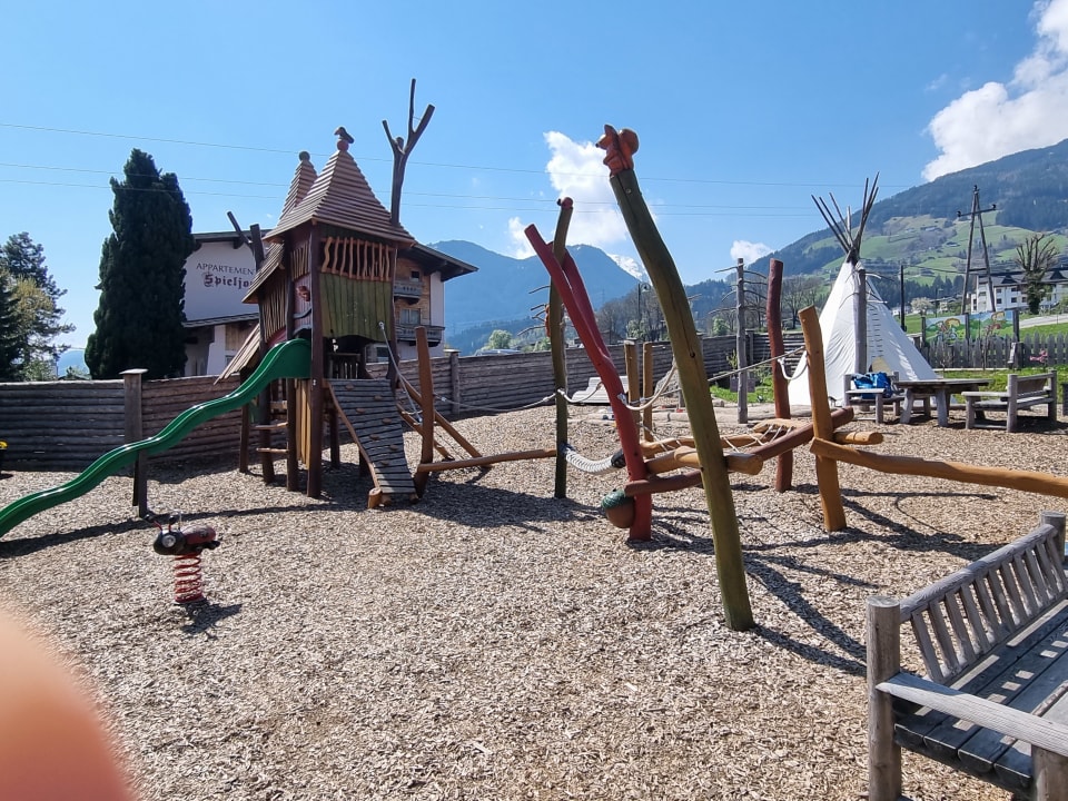 Gartenanlage Mia Alpina . Zillertal Family Retreat