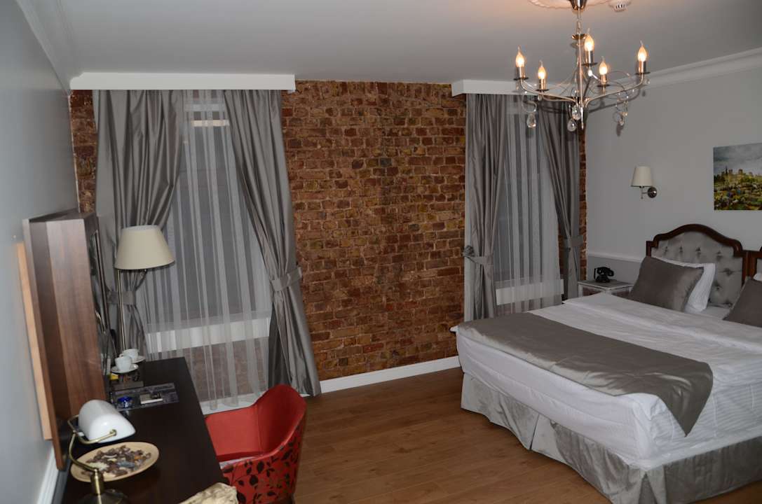Deluxe Room Konak Suites