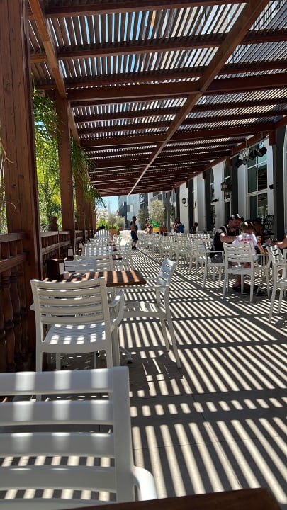 Gastro Well Palace Side