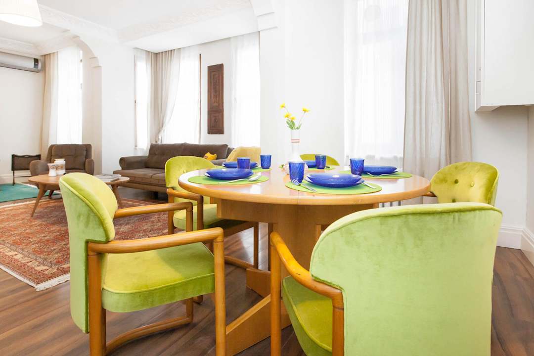 Deluxe Apartment  Tarus Apartments