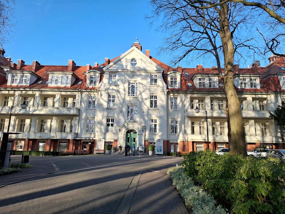 Außenansicht Rezydencja Cesarskie Ogrody