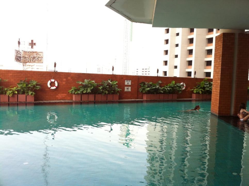 Pool im 5. Stock Hotel Lebua At State Tower