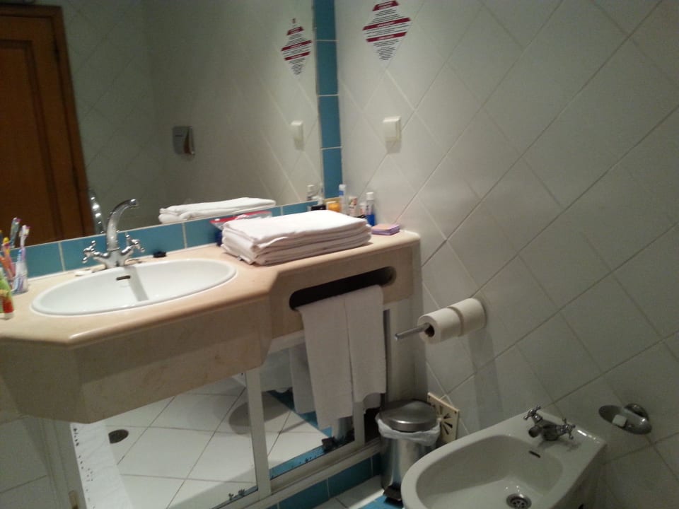 Badezimmer Luna Miramar Club