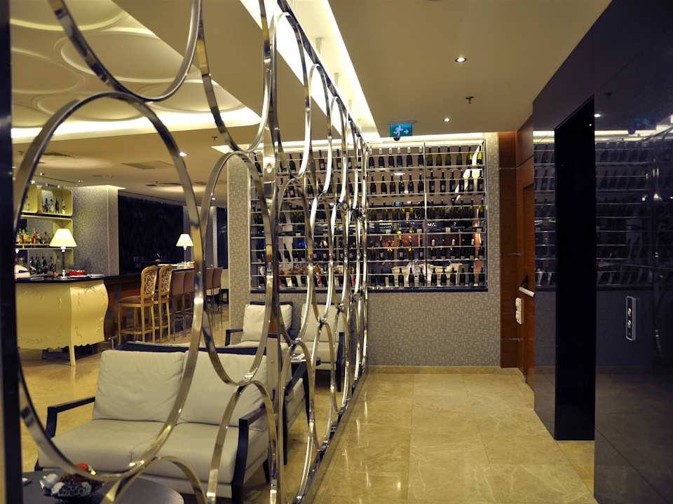 Lobby Hotel Niza Park