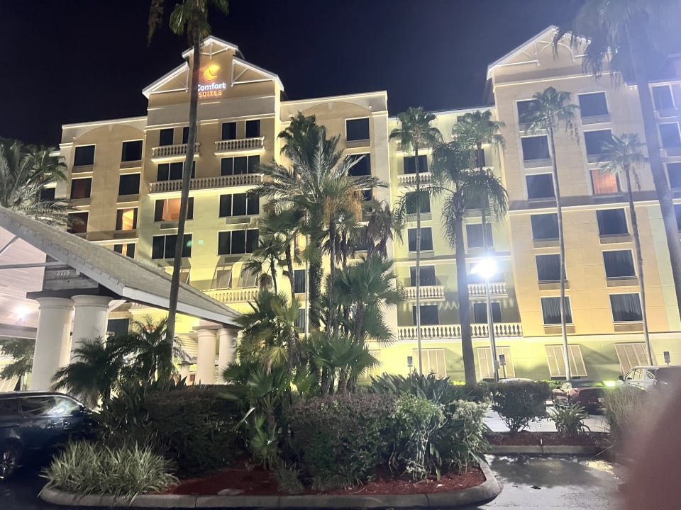 Außenansicht Hotel Comfort Suites Maingate East