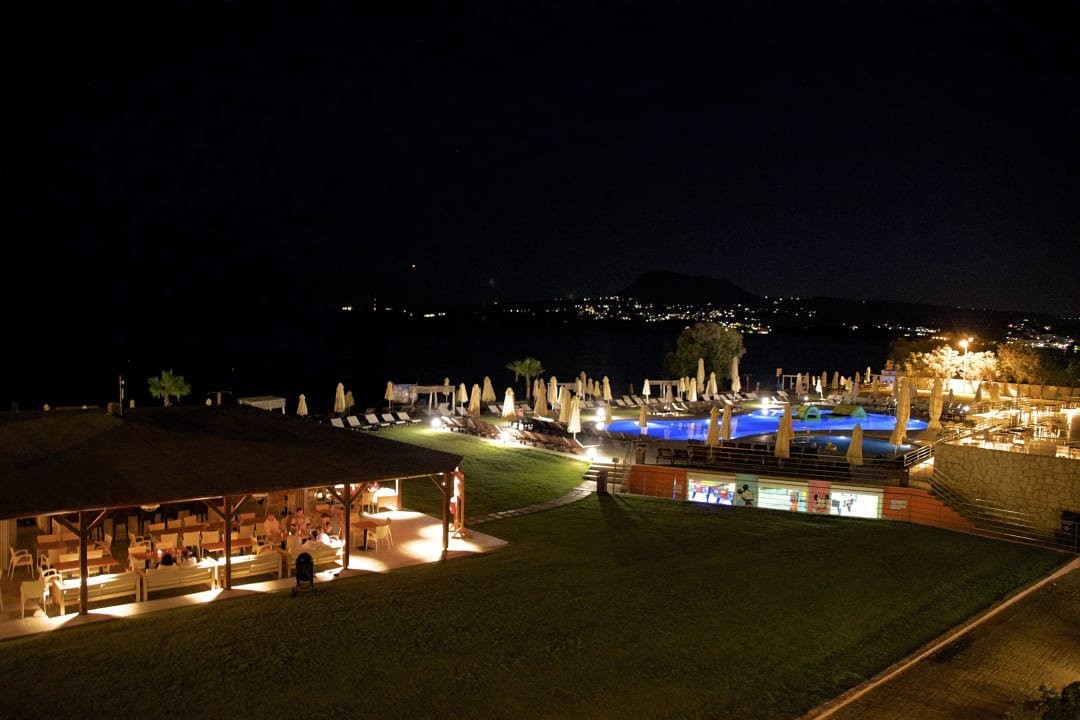 Anlage Kiani Beach Resort Family All Inclusive