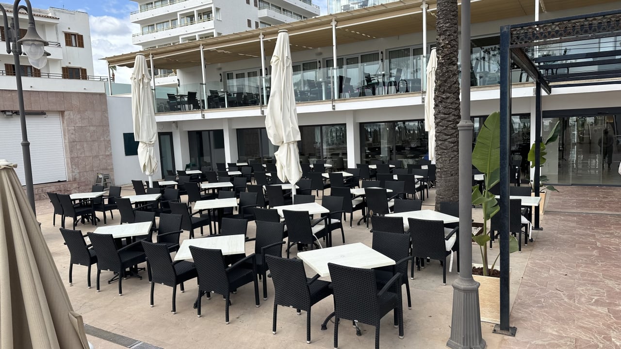 Außenansicht CM Playa del Moro