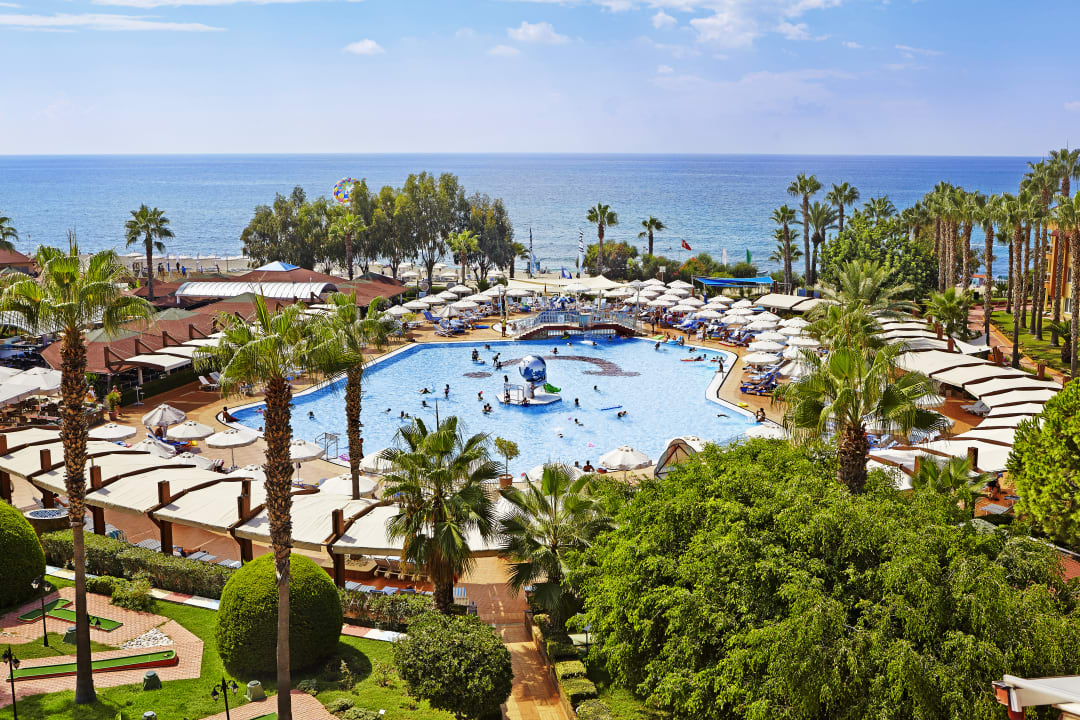 Pool TUI BLUE Pascha Bay