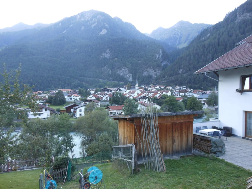 Blick auf Pfunds Ferienhof Schöne Aussicht