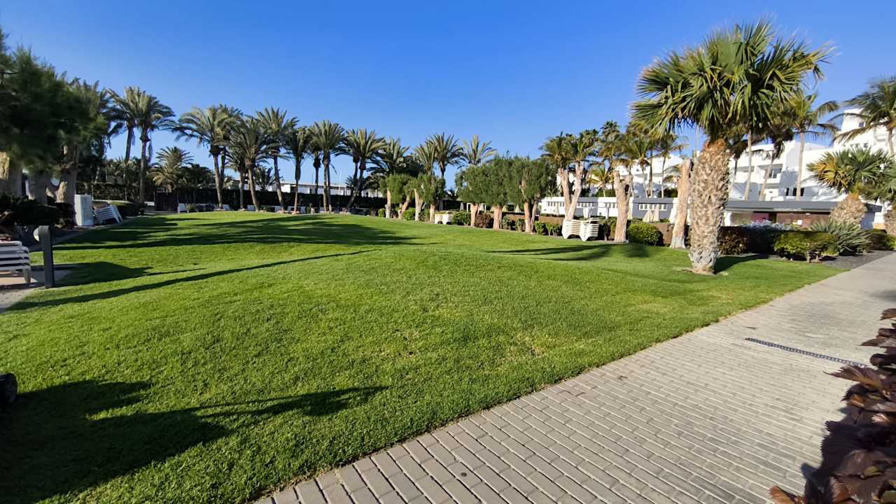 Gartenanlage R2 Romantic Fantasia Suites - Adults only