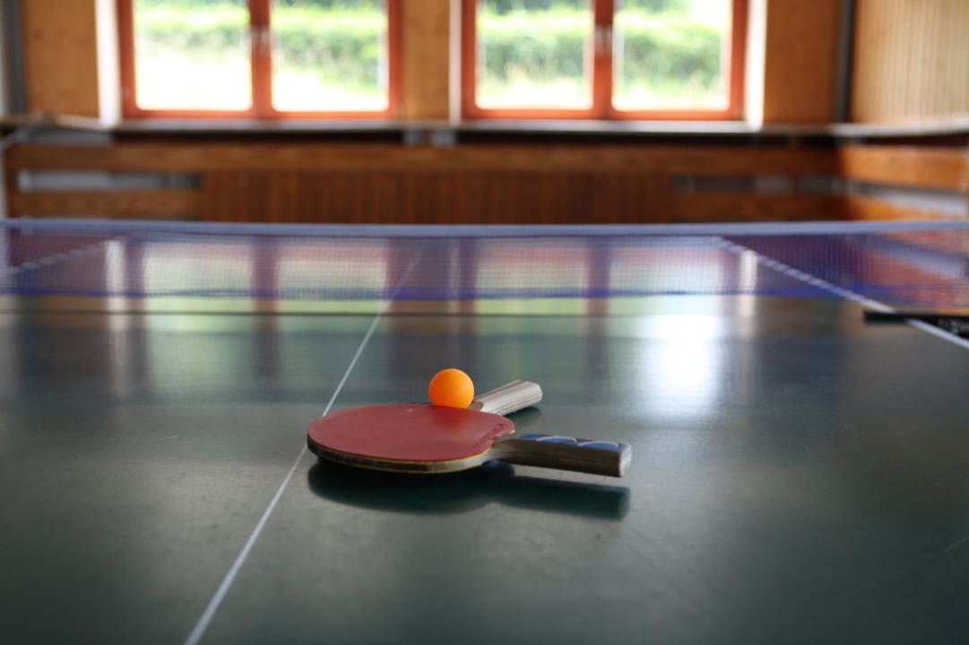 Tischtenis Hotel & Hostel Drei Bären