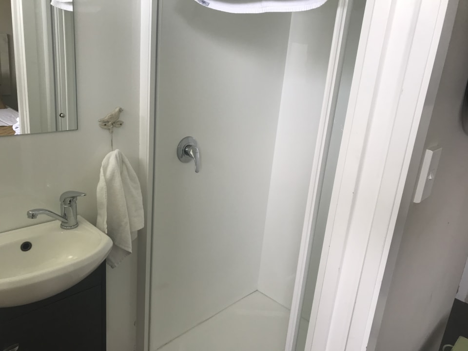 Zimmer Owls Nest Motel