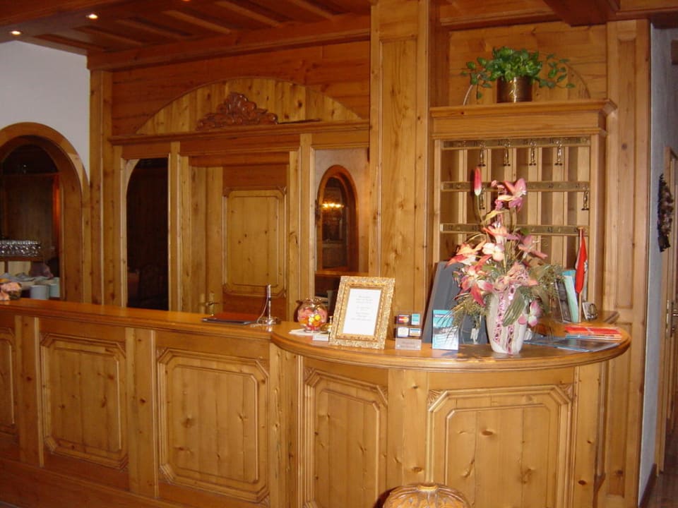 Rezeption Alpenhotel Pfaffenwinkel