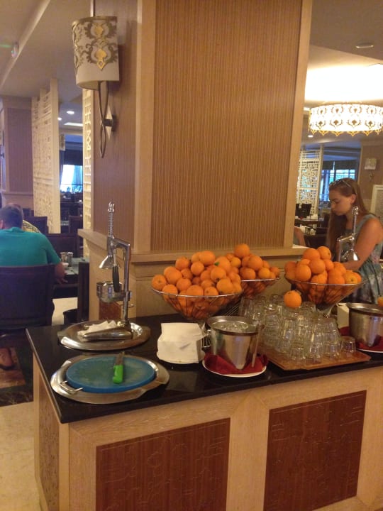 Kostenlosen O-Saft zum Frühstück  Aydinbey Kings Palace & Spa