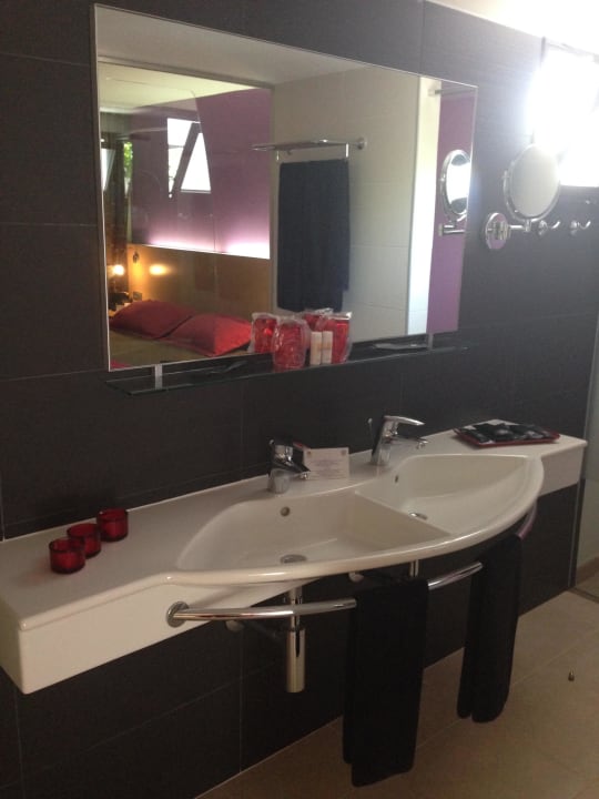 Offenes Badezimmer R2 Romantic Fantasia Suites - Adults only