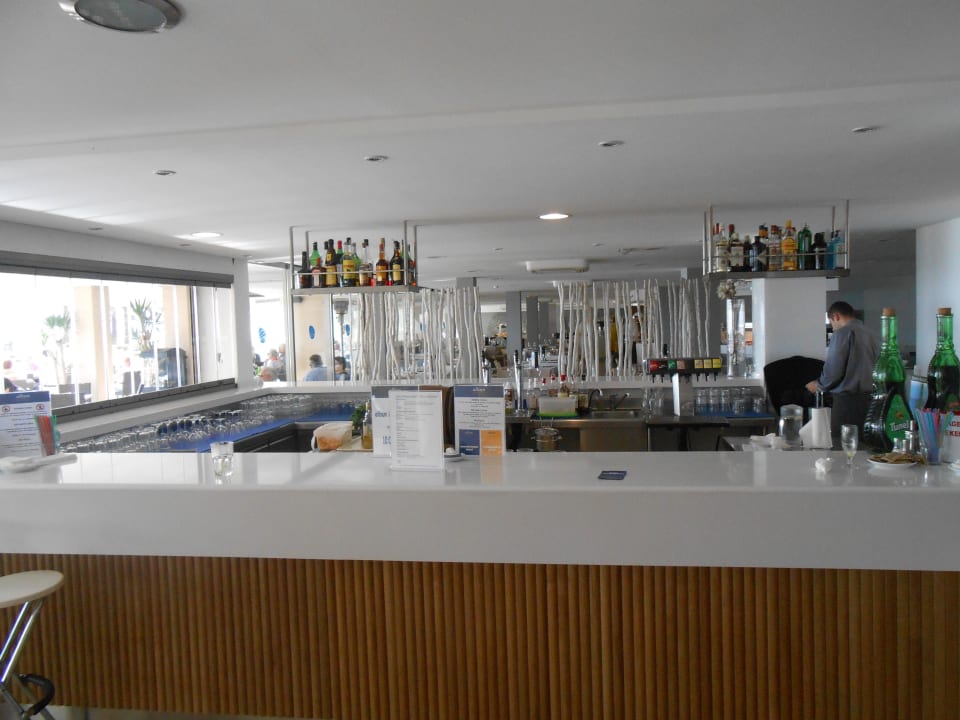 Bar des Hotels allsun Hotel Pil-lari Playa