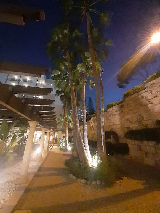 Gartenanlage allsun Hotel Cormoran