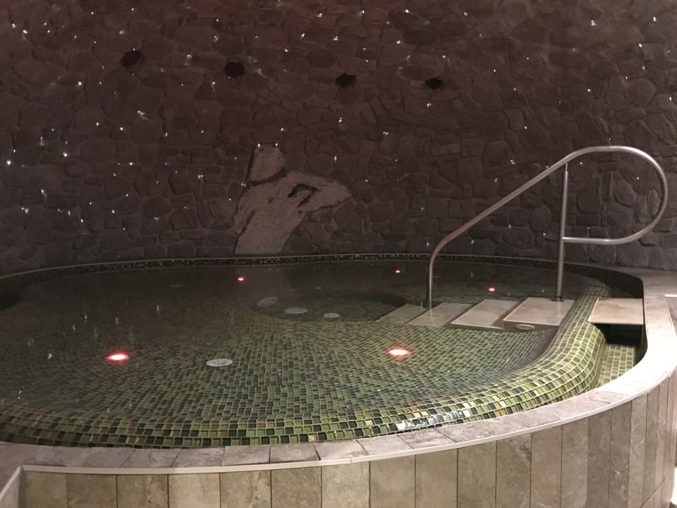 Pool Verwöhnhotel Kristall