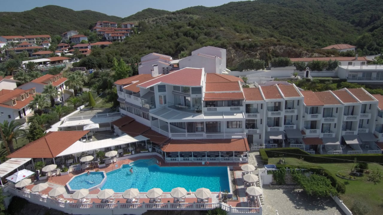 Außenansicht Akti Ouranoupolis